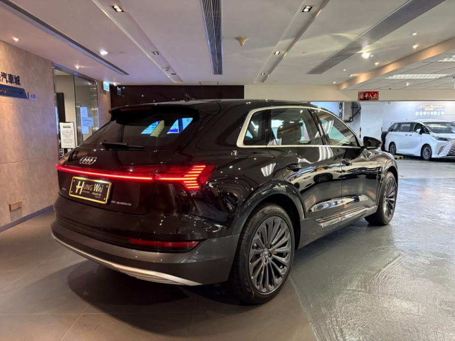 Audi E-Tron 55 Quattro - Image 2